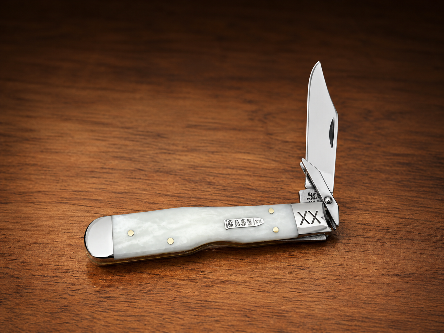 Case XX Smooth Natural Bone Cheetah Cub – 611 1/2L SS – 2026 Vault Pattern