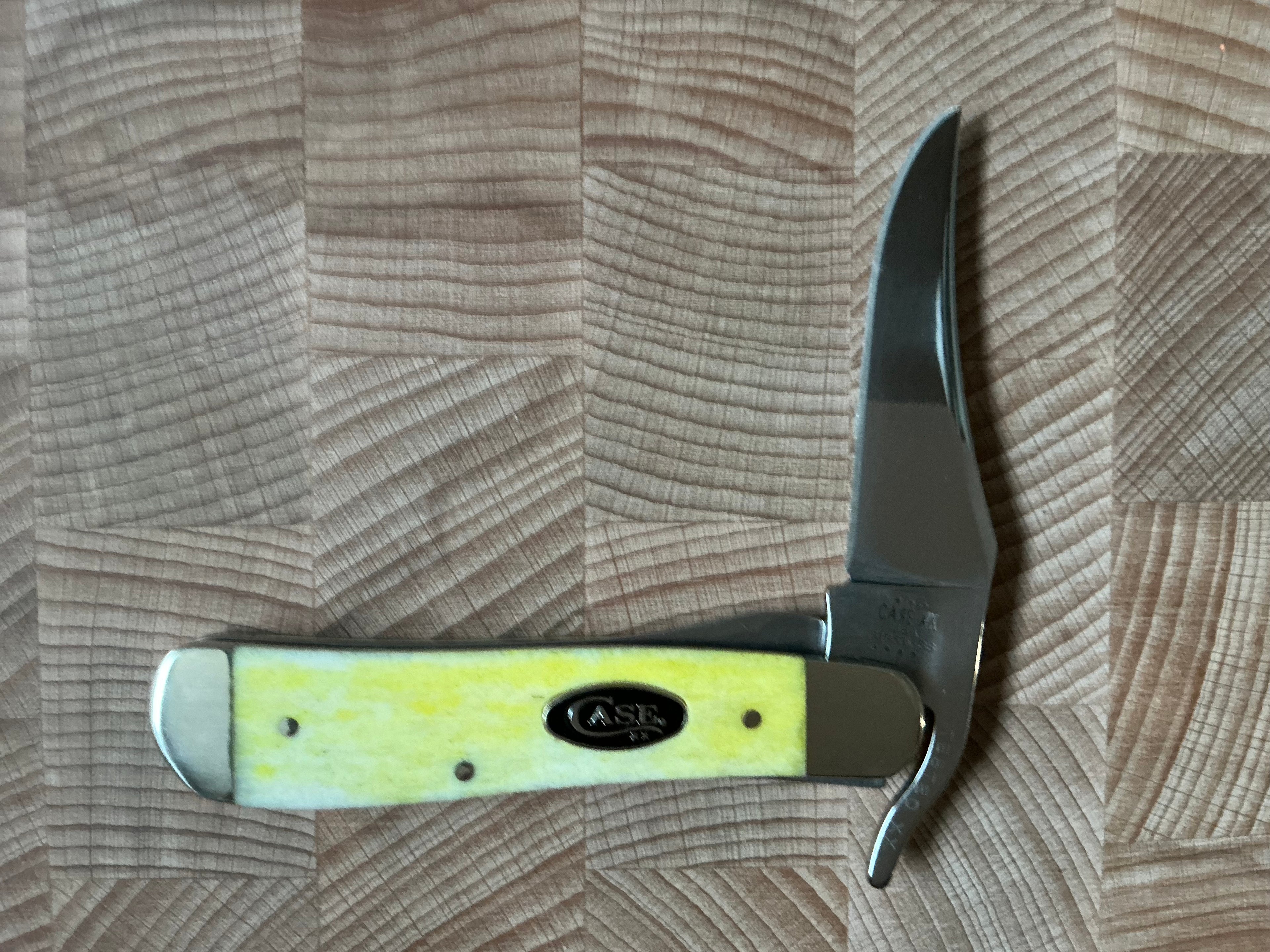 New in box - Yellow Bone Russlock