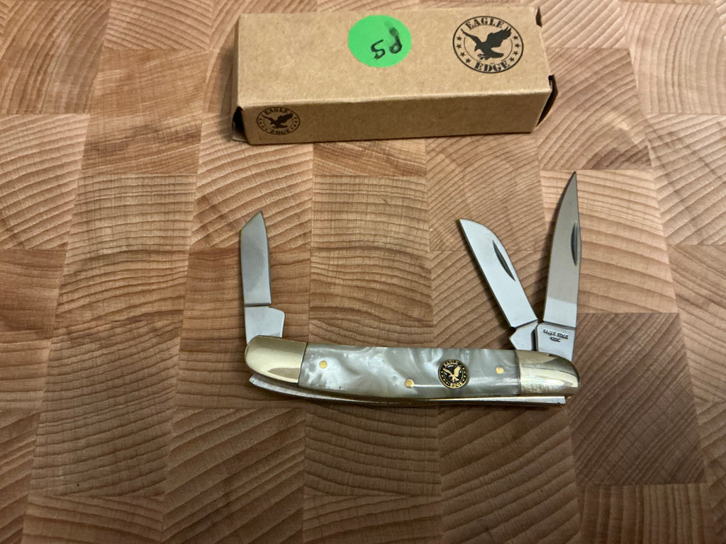 New in box - Eagle Edge Folding Knife #59