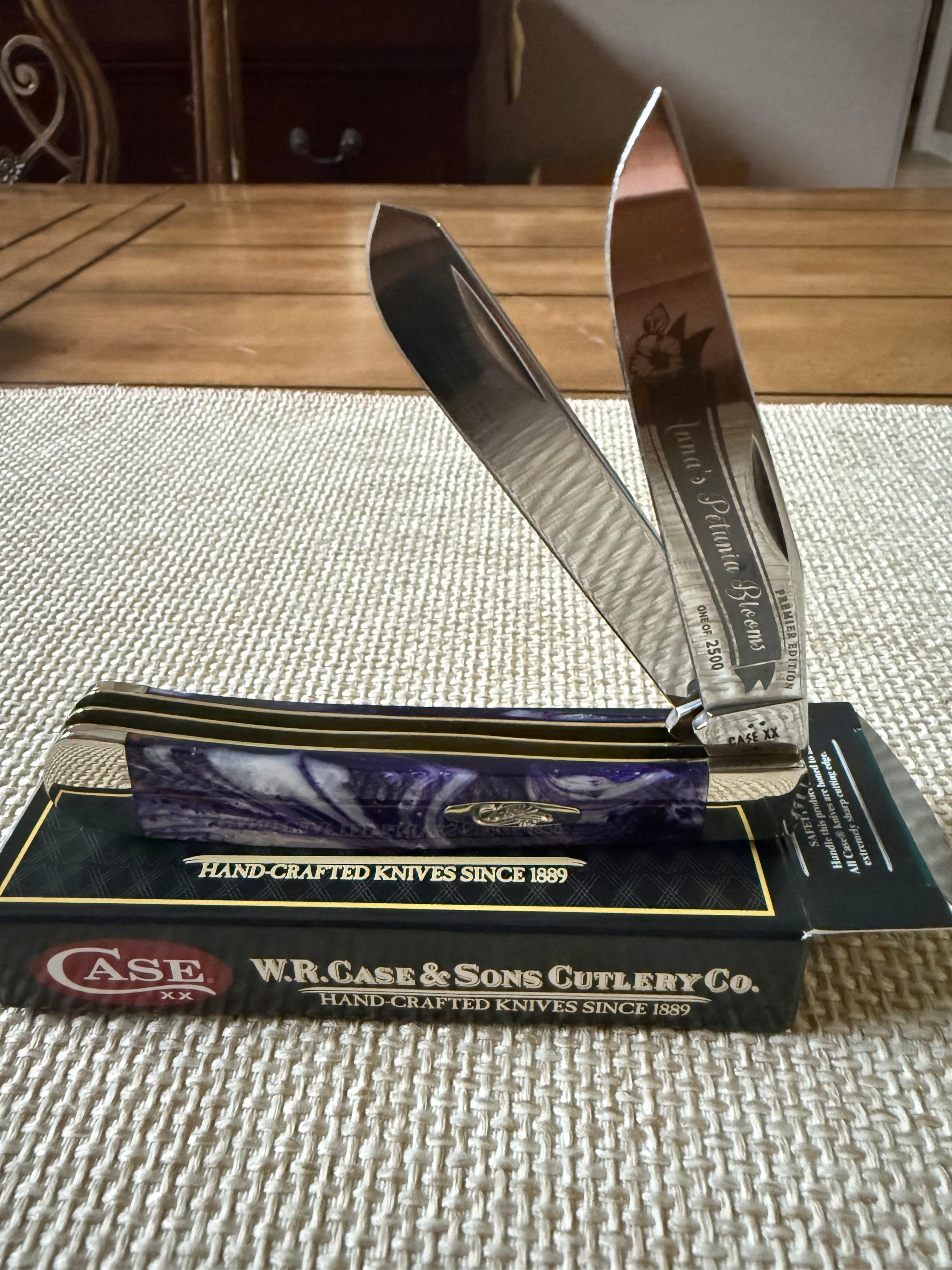 Limited Edition Case Knife Collection Anna’s Petunia